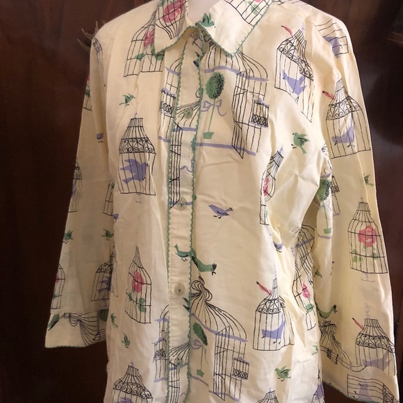 Anthropologie Tops - Anthropologie odille button front shirt.